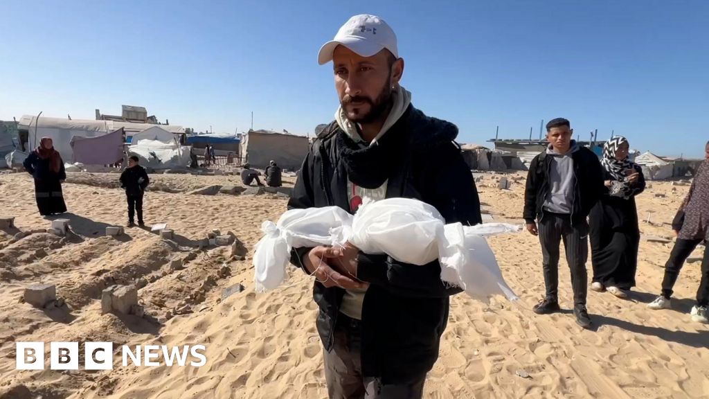 Gaza babies dying from the cold as winter temperatures drop