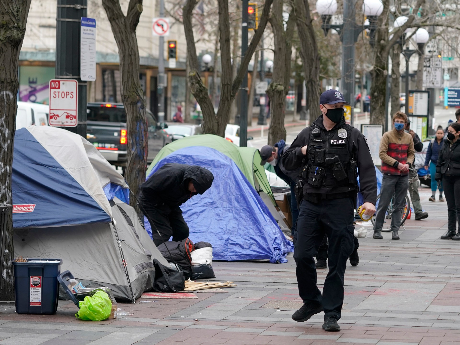 US homelessness up 18 percent in last year amid cost of living crisis | Homelessness News