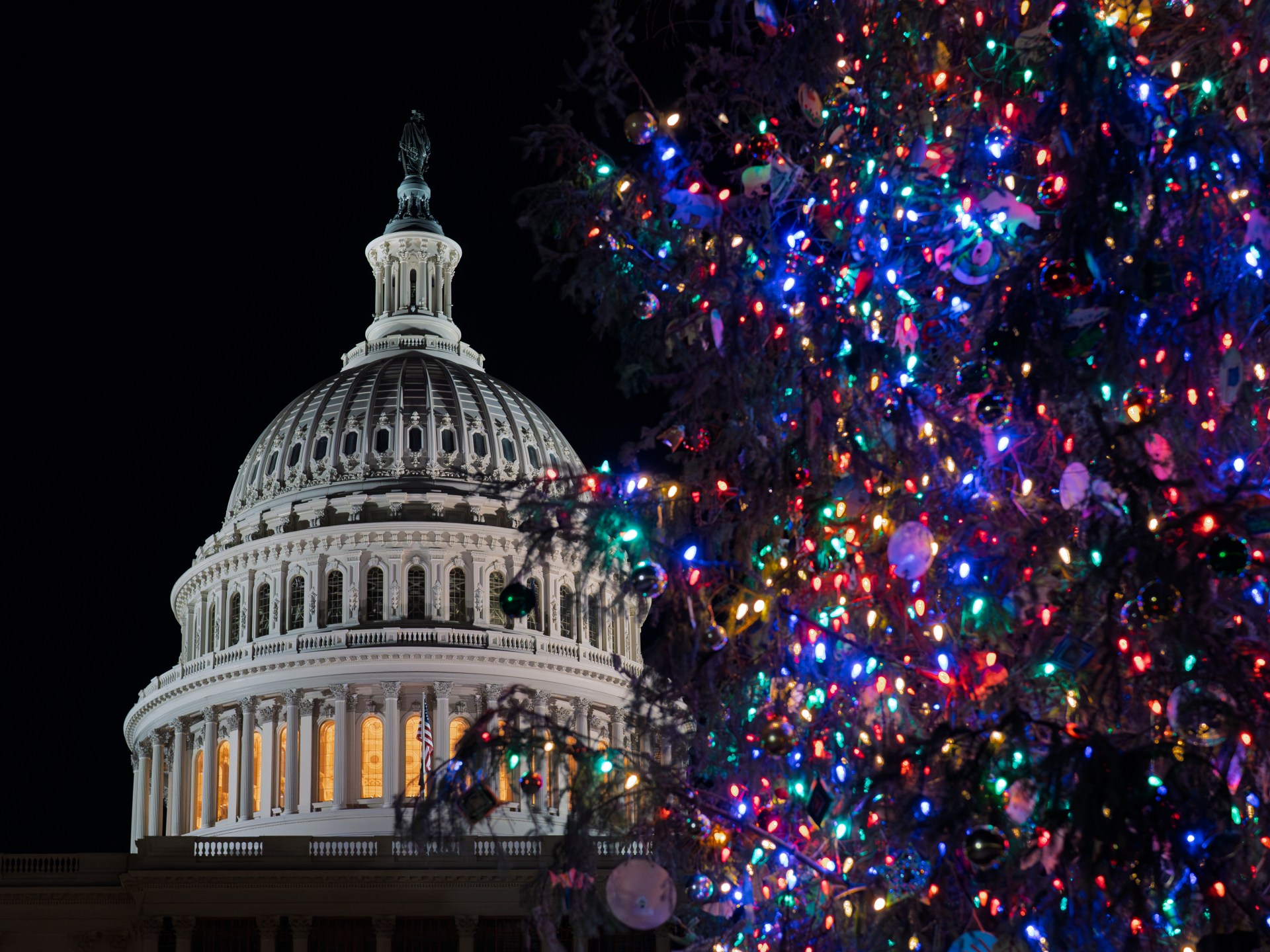 US Congress debates last-minute spending bill to avert government shutdown | Donald Trump News