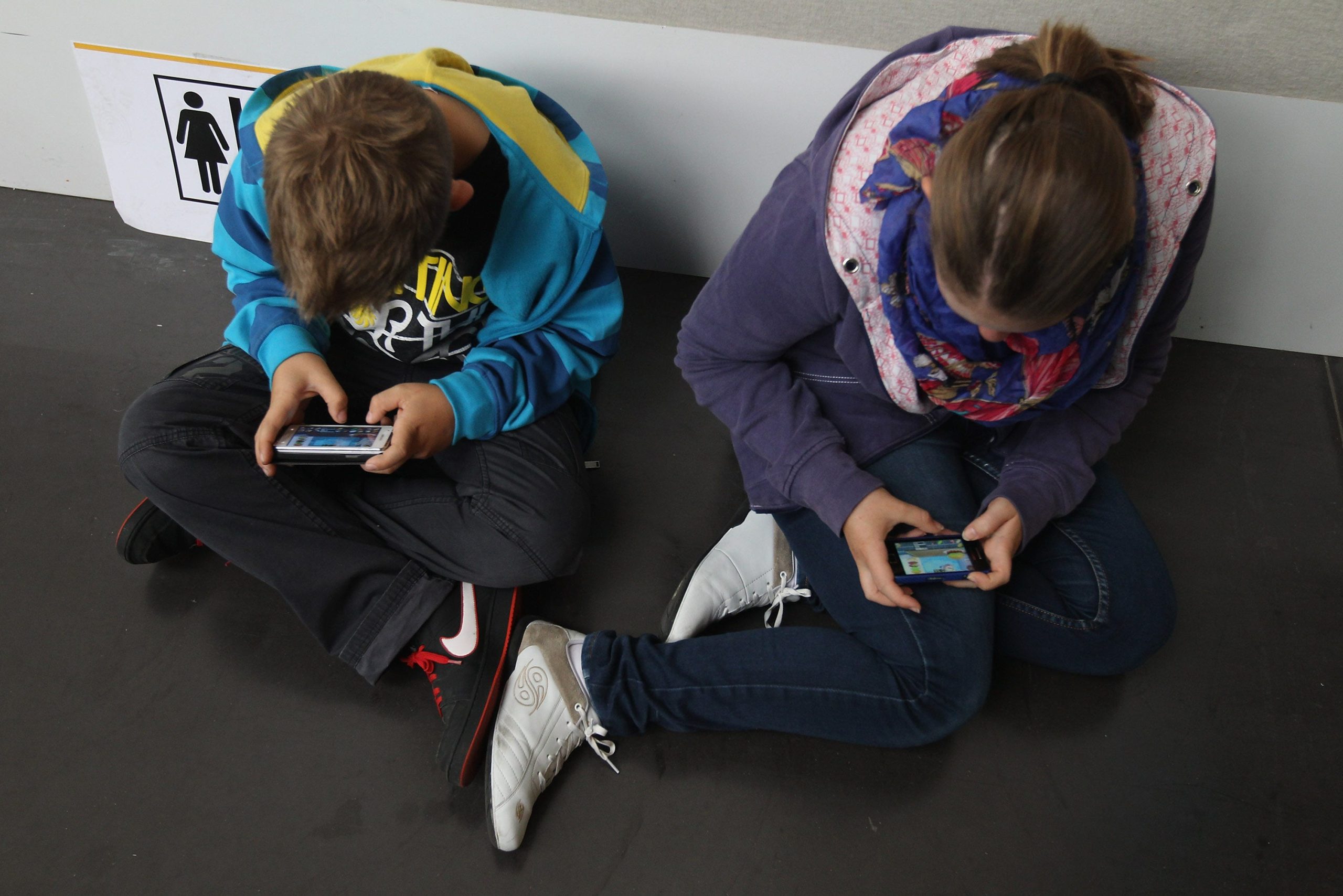 Psychologist Jonathan Haidt predicts majority of US schools will be ‘phone-free’ by next fall