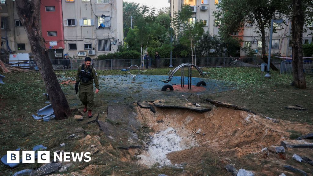 Houthi missile strike in Tel Aviv wounds more than a dozen