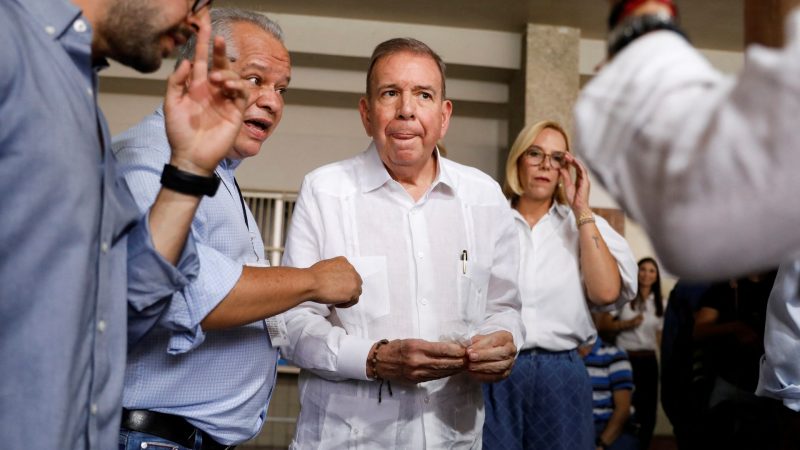 Maduro government offers reward for location of exiled opposition candidate | Nicolas Maduro News