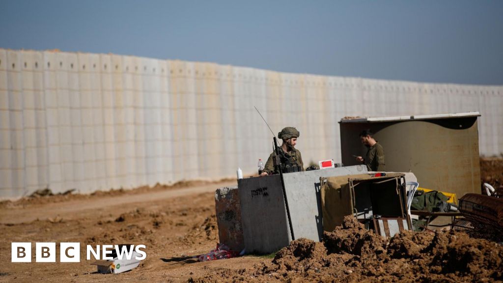 Israeli troops stay beyond withdrawal deadline