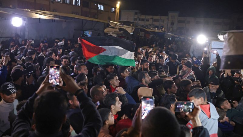 Thousands across Gaza celebrate ceasefire announcement | Gaza News