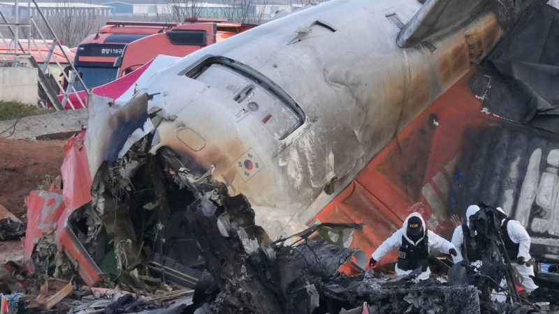 South Korean police raid airport, Jeju Air offices after deadly crash | Aviation News