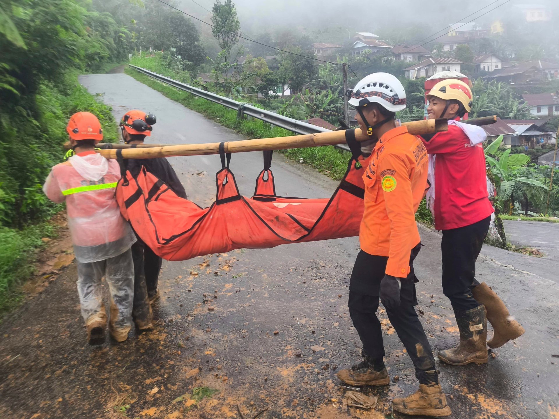 Rescuers in Indonesia search for survivors after landslide kills 19 in Java | News